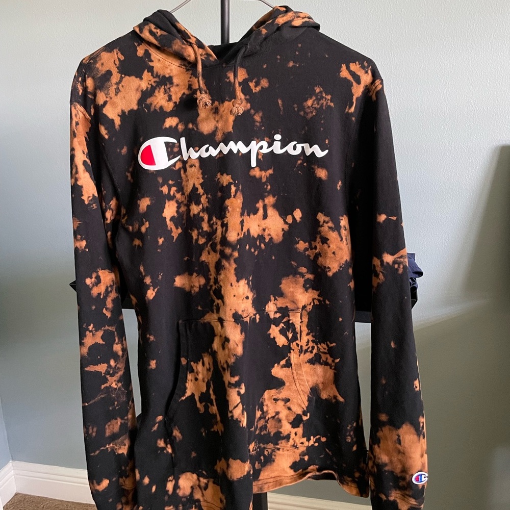 Men’s Custom Tie Dye Champion Hoodie. Size medium.
